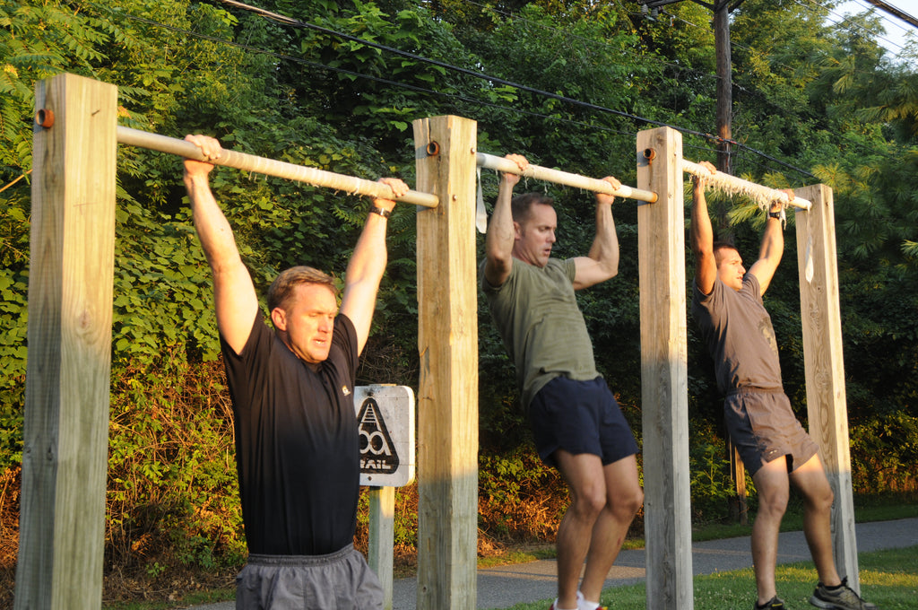 The Pullup-Pushup Workout Routine That Can Be Done Anywhere